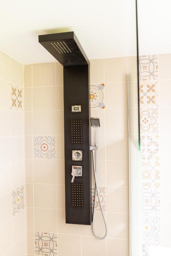 Studio Bienvenue Du Cote De Chez Nous Avec Jardin Privatif Wignehies Exterior foto